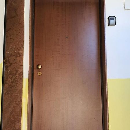 Center Apartment Tirana Zewnętrze zdjęcie